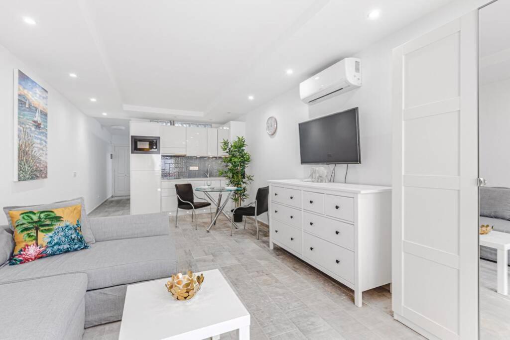 Tenerife Royal Gardens One Bedroom Apartment Playa de las Americas  Ngoại thất bức ảnh